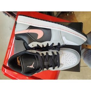 jordan 1 low white grey pink size 6.5Y